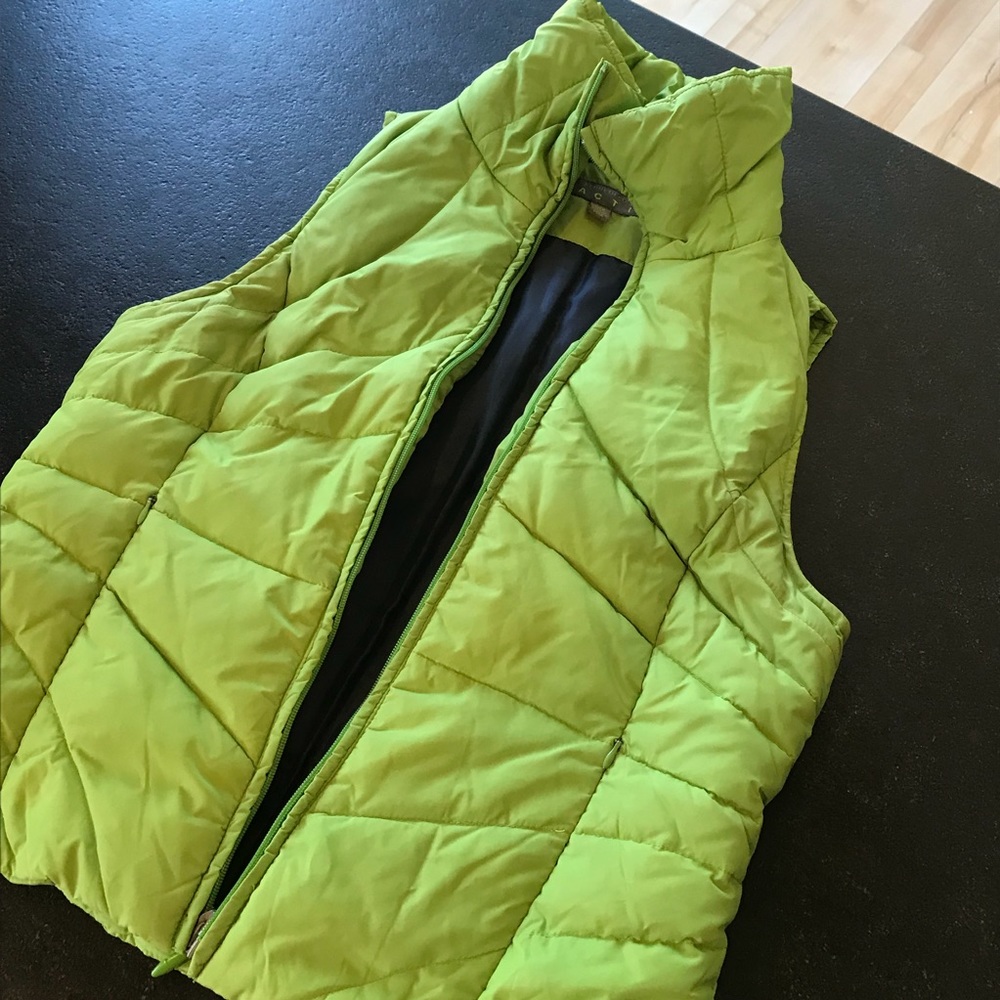 Kenneth Cole Reaction vest